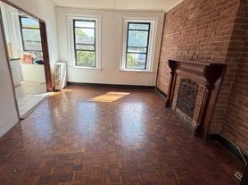227 De Kalb Ave