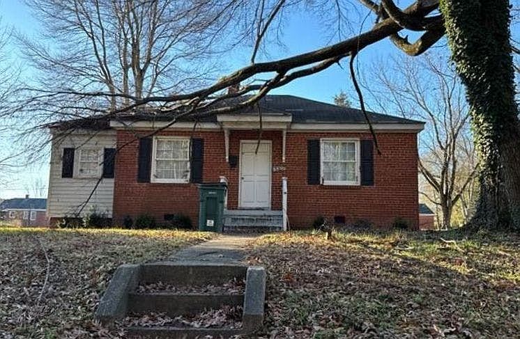 1st image of 3207 Gay Ave