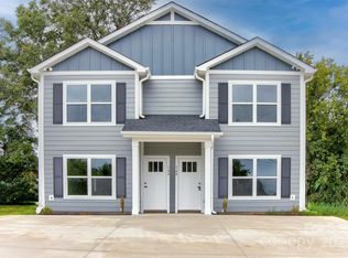 121 18th St NW #2, Hickory, NC 28601