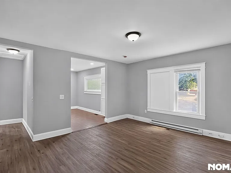 12320 Eastern Ave — Photo 28