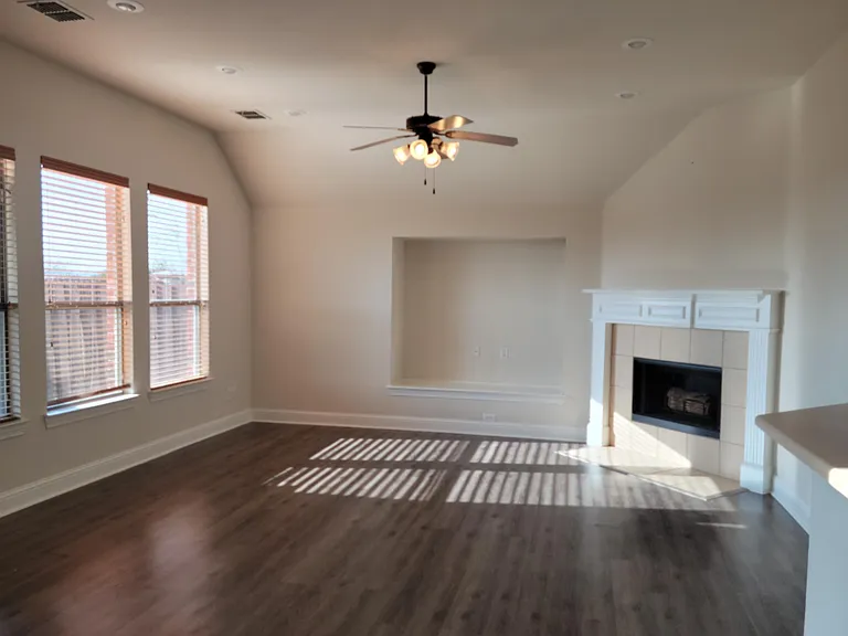 4206 Mustang Ave — Photo 4