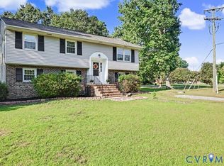 9737 Graves Rd, South Chesterfield, VA 23803