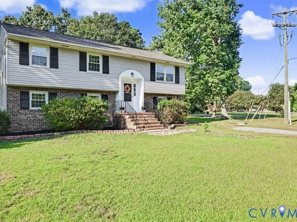 9737 Graves Rd, South Chesterfield, VA 23803