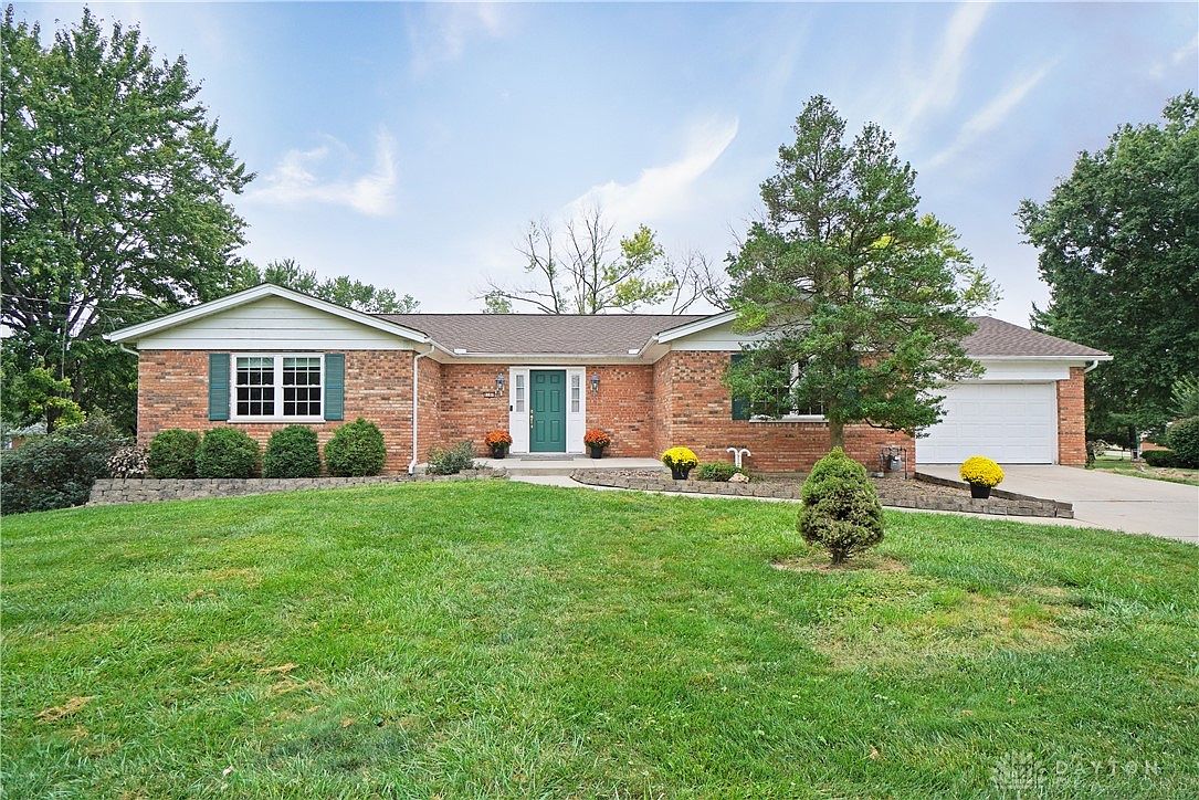 8189 Moubray Dr, Cincinnati, OH 45241 | Zillow