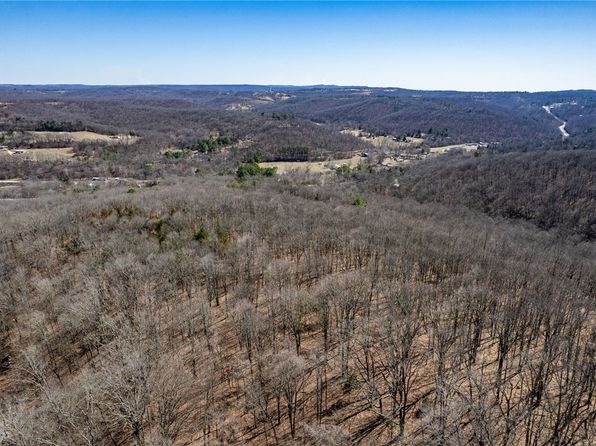 1327 Copperhead Rd, Winslow, AR 72959