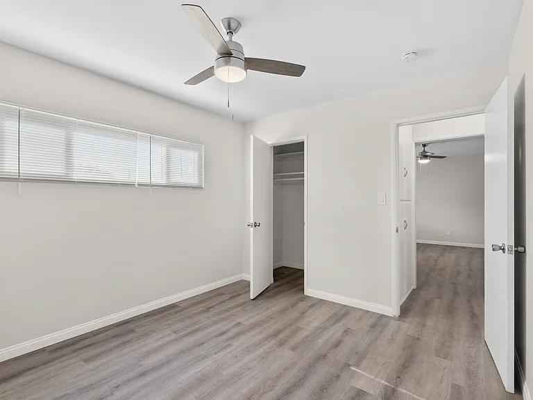 738 S 46th St #738 — Photo 4
