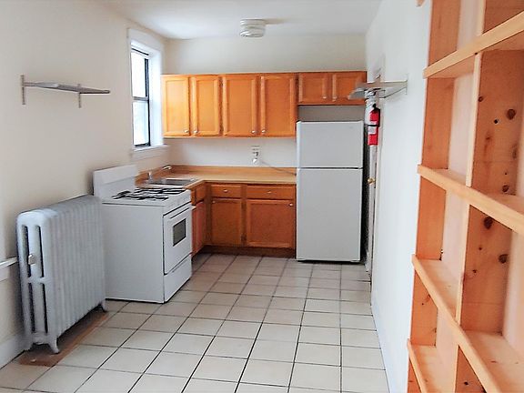 4th image of 4456 N Maplewood Ave APT 3