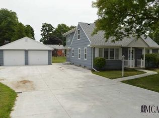 15432 Parkside St, Monroe, MI 48161