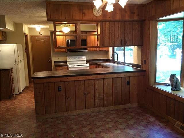 1st image of 9138 Hidden Glen Dr