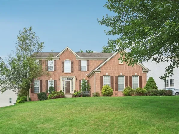 1904 Colonial Dr, Sewickley, PA 15143