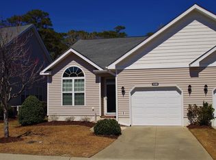 526-526B Village Green Dr, Morehead City, NC 28557