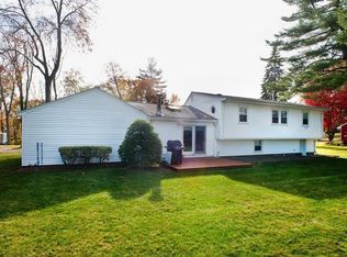 4 Fisher Rd, Hingham, MA 02043