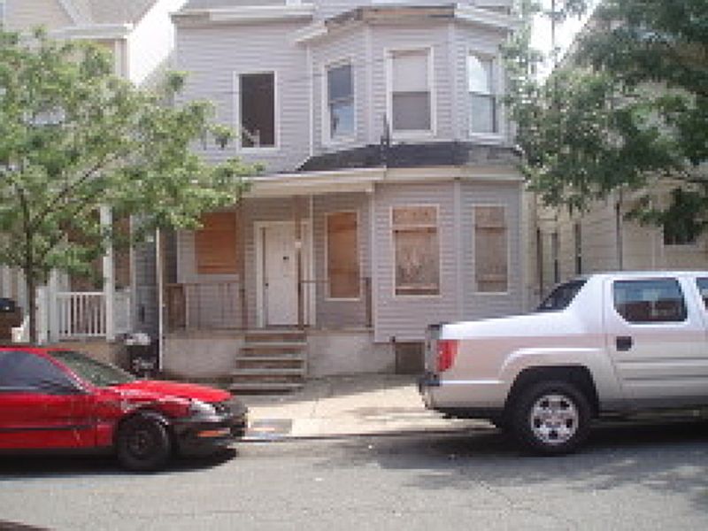 2nd image of 4 Jane St