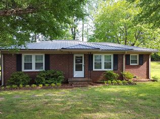 108 Cedar St, Westminster, SC 29693