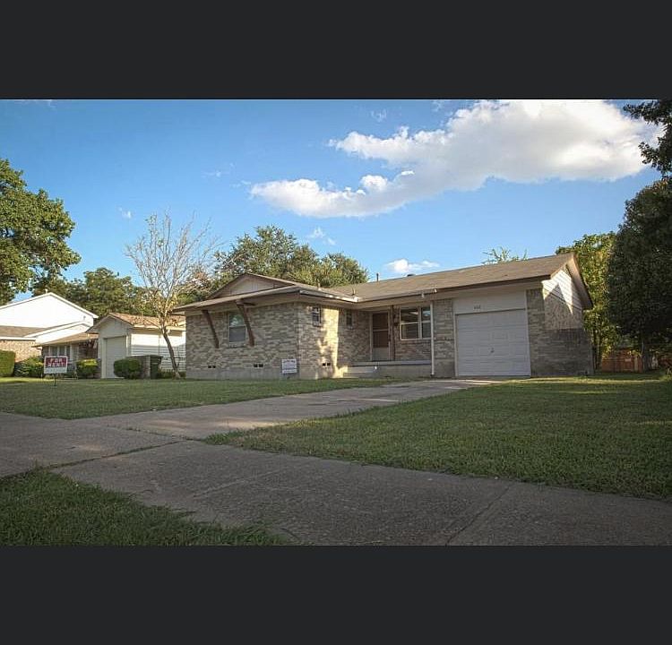 1st image of 602 Sunset Dr