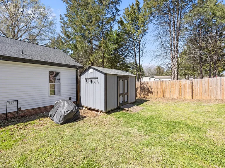 3057 Fountainview Ave — Photo 38