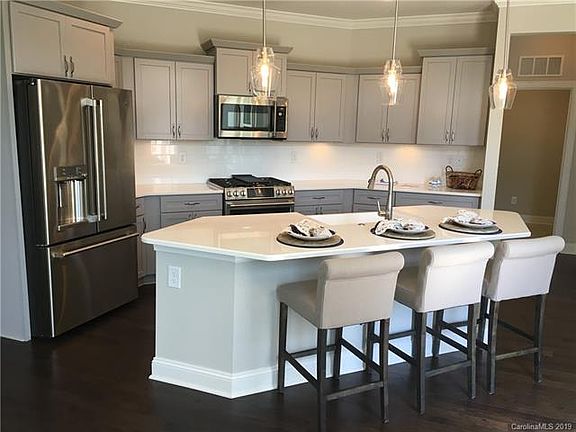 2nd image of 104 Valleymist Ln #35