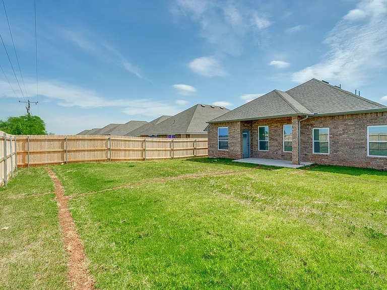 14105 Giverny Ave — Photo 25