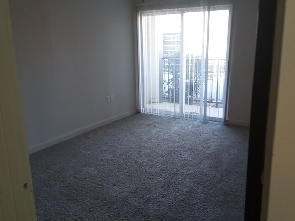 4th image of 4115 San Jacinto St #206