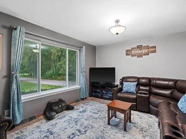 W163N11545 Windsor COURT, Germantown, WI 53022