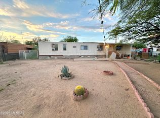 6952 W Tumbling T #T, Tucson, AZ 85757