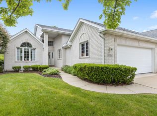 9701 Hummingbird Hill Dr, Orland Park, IL 60467