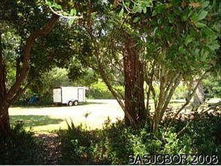 4th image of 401 Augustine Ct