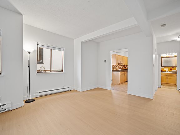 5th image of 1148 E 13th Ave