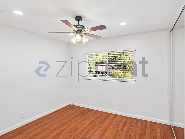 2101 Vanderslice Ct #14 — Photo 20
