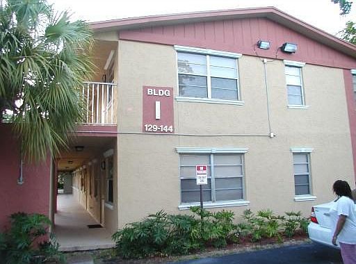 1st image of 95 NE 41st St APT I142