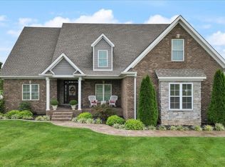 98 Pikes Peak Way, Bowling Green, KY 42104