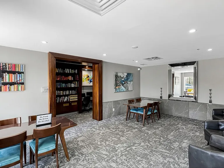 17 Barberry Pl #905 — Photo 41