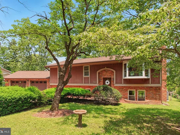 30 Pennsylvania Ave, Edgewater, MD 21037