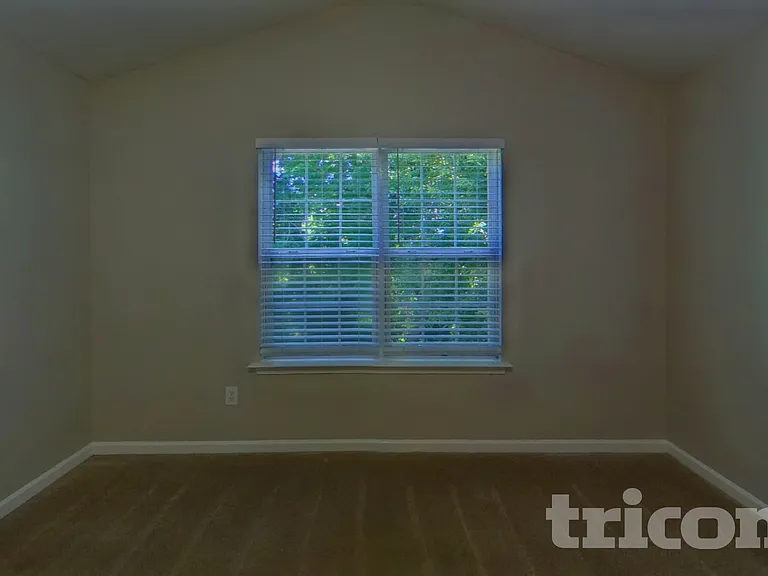 15714 Southern Garden Ln — Photo 7