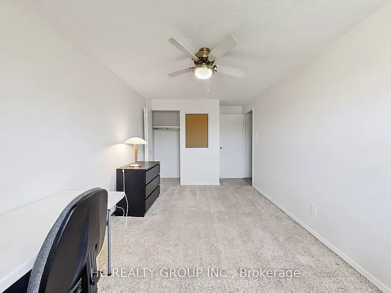 433 Keats Way #1 — Photo 32