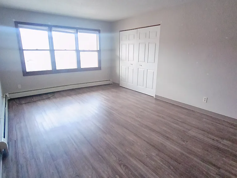 525 Plum St #8 — Photo 9