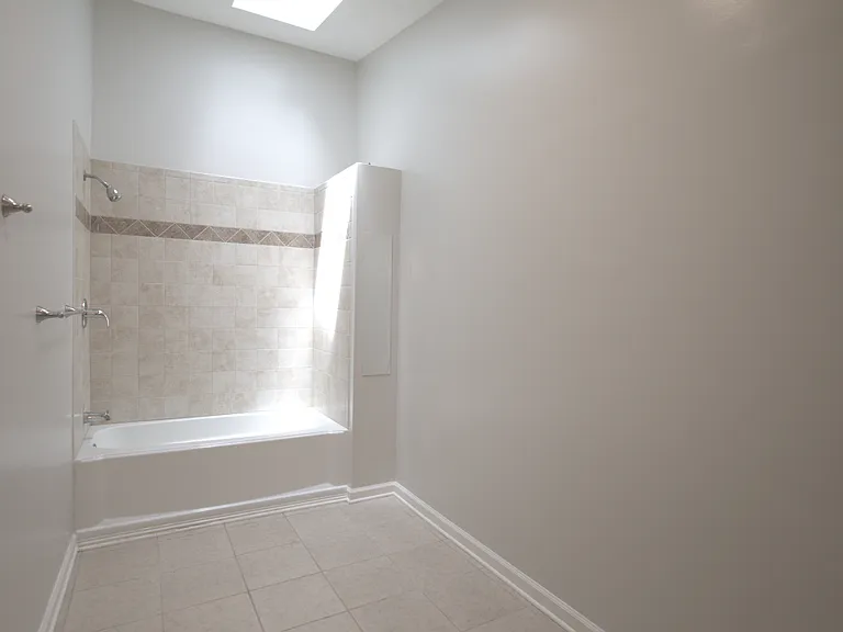 2056 Corners Cir — Photo 9
