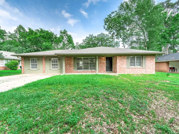 1704 N Thompson Street, Conroe, TX 77301
