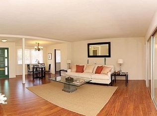949 Amherst Dr, Burbank, CA 91504