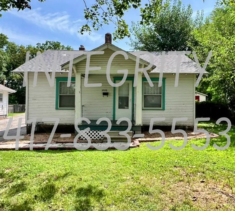 2326 N Franklin Ave