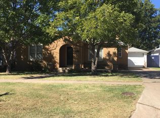 1211 Independence St, Plainview, TX 79072