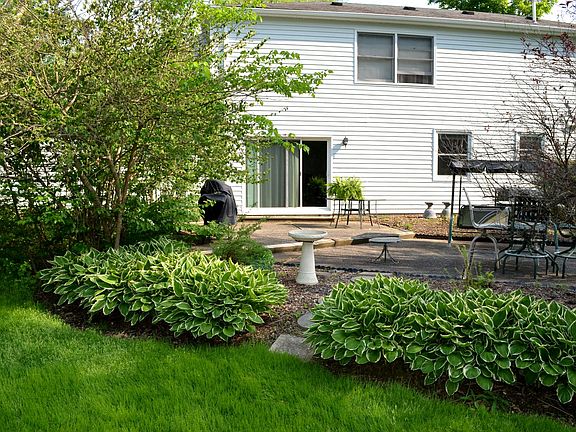 5th image of 8226 Stoney Brook Dr