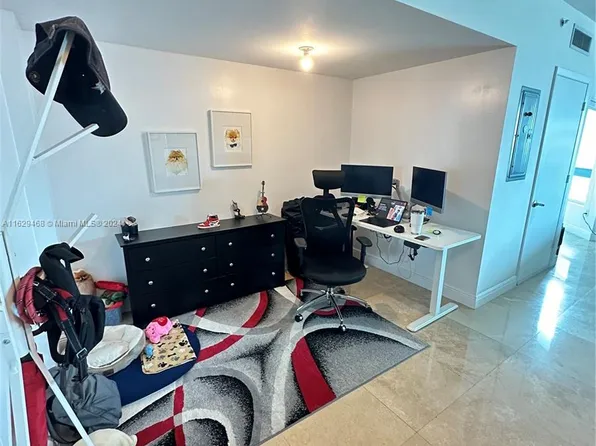 350 S Miami Ave APT 3107, Miami, FL 33130