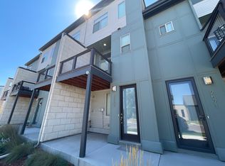 2567 Moline St, Aurora, CO 80010