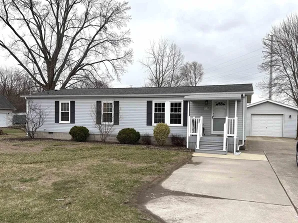1720 Hemlock St, Monroe, MI 48162