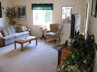 566 Oakdale Ave, Springfield, OR 97477