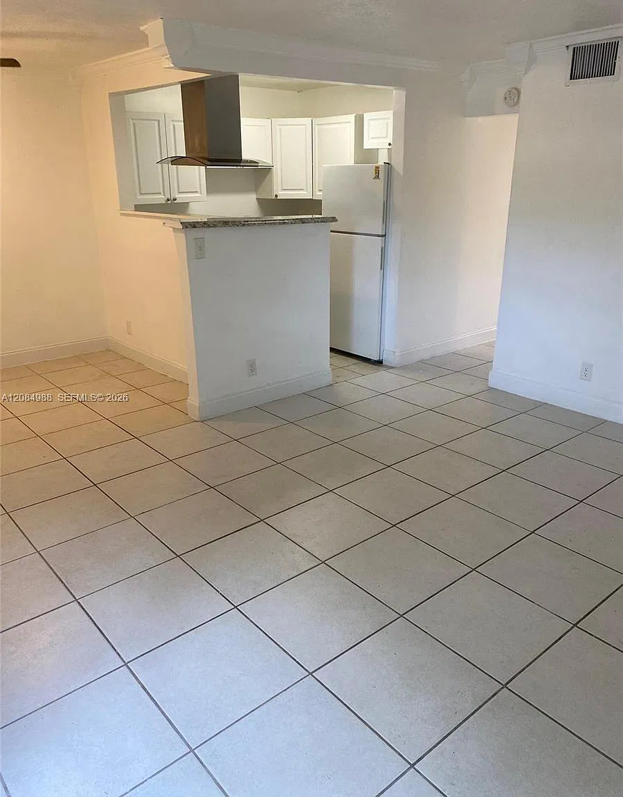 Cypress Trace Condo — Photo 2