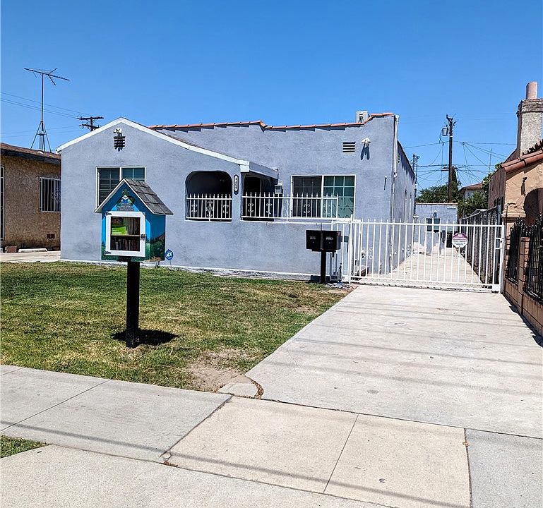 1st image of 4409 E 56th St