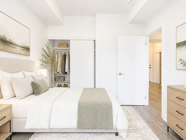 8888 Yonge St #427 — Photo 4