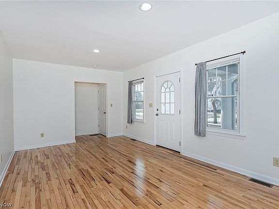 4th image of 917 Brunswick Rd